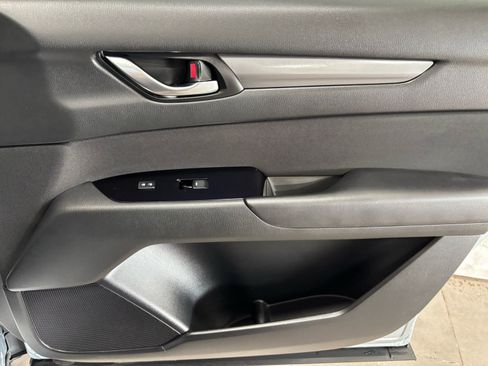 Used 2019 MAZDA CX-5 Sport w/ I-ACTIVSENSE Package image 16