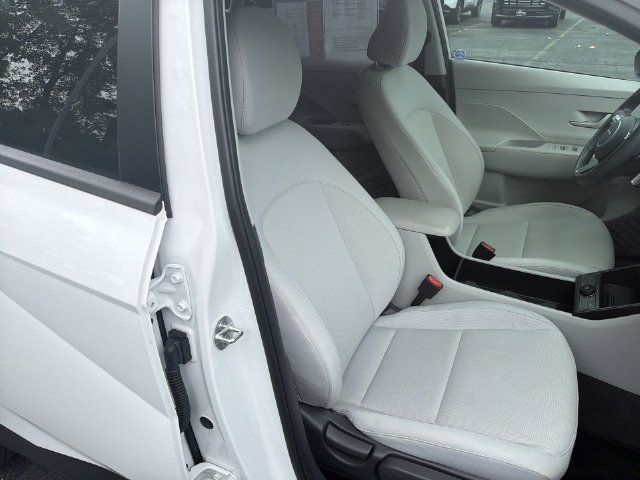 Used 2024 Hyundai Kona SEL w/ Convenience Package FWD image 19