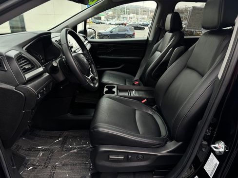 Used 2023 Honda Odyssey EX-L image 17