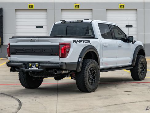 Used 2025 Ford F150 Raptor w/ Equipment Group 803A Raptor R AWD/4WD image 19