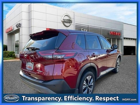 Certified 2023 Nissan Rogue SV image 4