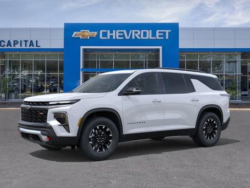 New 2026 Chevrolet Traverse Z71 w/ Enhanced Driving Package image 2