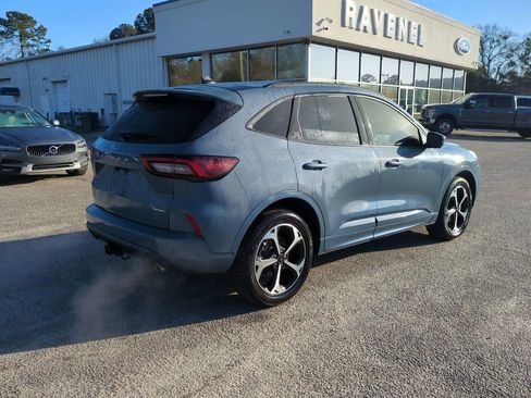 Used 2023 Ford Escape ST-Line Select w/ Tech Pack #2 image 4