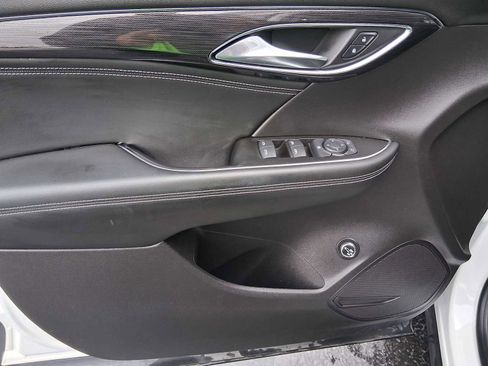 Used 2023 Buick Envision Preferred image 18