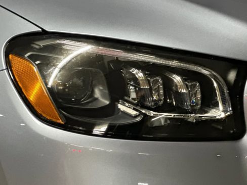 New 2025 Mercedes-Benz GLS 63 AMG 4MATIC image 10