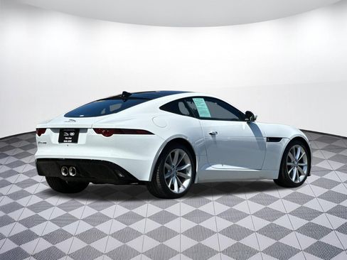 Used 2018 Jaguar F-TYPE Coupe RWD image 8