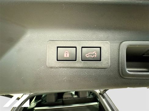 New 2026 Subaru Forester Premium image 32