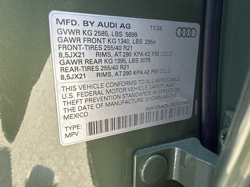 Used 2025 Audi SQ5 Premium Plus AWD/4WD image 26