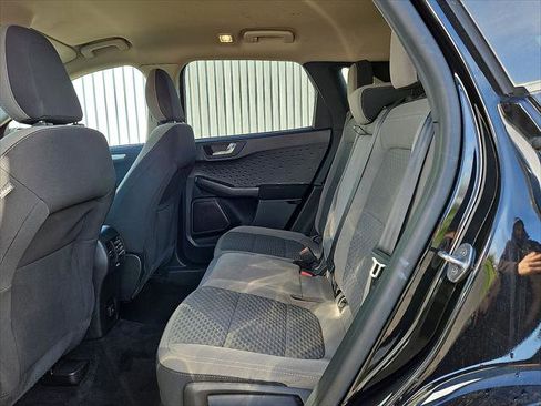 Used 2020 Ford Escape SE image 20