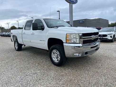 Used 2008 Chevrolet Silverado 2500 LTZ w/ Safety Package image 2
