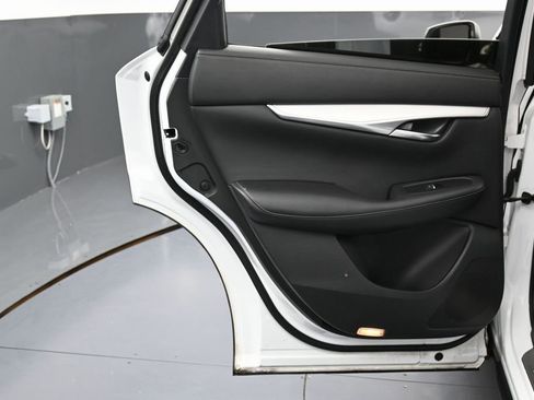 Used 2020 INFINITI QX50 Luxe w/ Navigation Package image 43