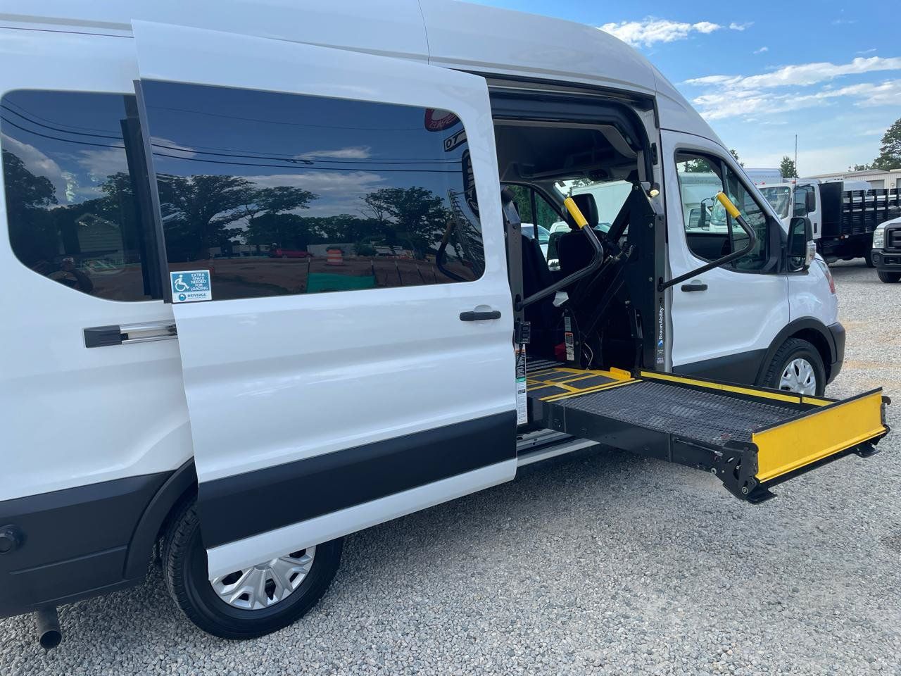 Used 2020 Ford Transit 350 XL RWD image 35