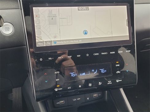 Used 2024 Hyundai Santa Cruz Limited image 18