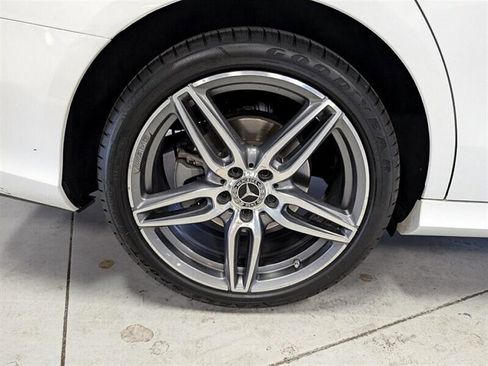 Used 2020 Mercedes-Benz E 350 4MATIC Sedan w/ Premium Package image 13
