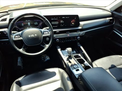 Used 2025 Kia Telluride S FWD image 24