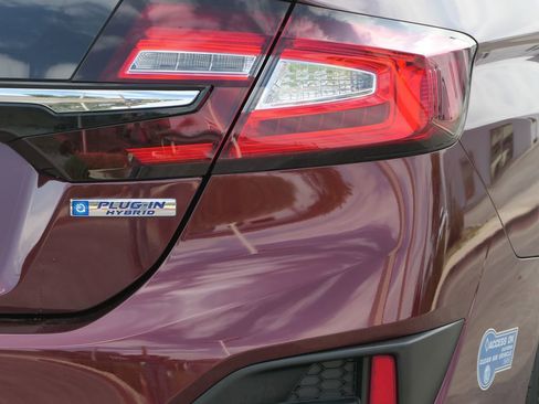 Used 2021 Honda Clarity Plug-In Hybrid image 3