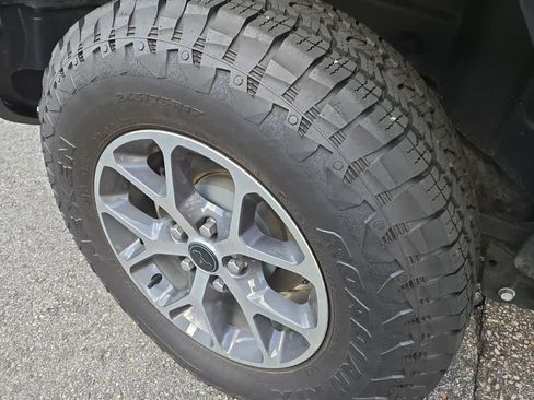 Used 2025 Jeep Wrangler Sport S image 12