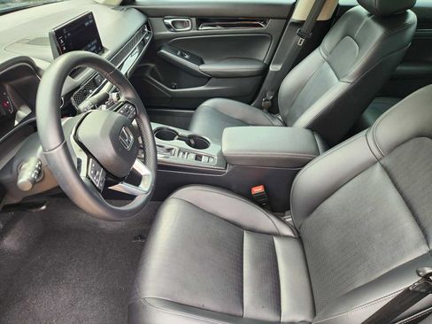 Used 2024 Honda Civic Touring image 12