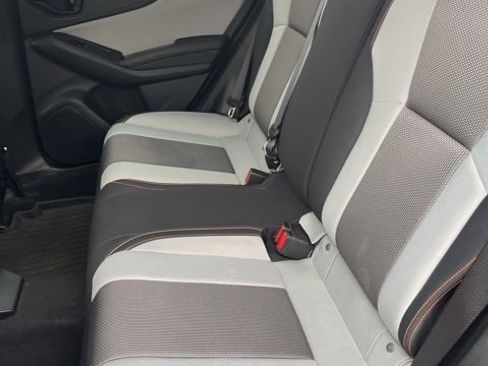 Used 2018 Subaru Crosstrek 2.0i Premium w/ Eyesight System image 10