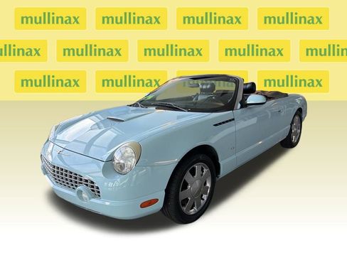 Used 2003 Ford Thunderbird image 12