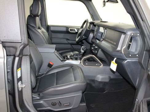 New 2025 Ford Bronco Badlands w/ Sasquatch Package image 27