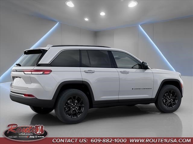 New 2026 Jeep Grand Cherokee Altitude AWD/4WD image 5