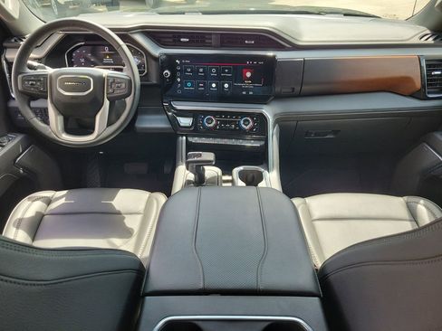 Used 2024 GMC Sierra 1500 Denali w/ Denali Reserve Package image 12