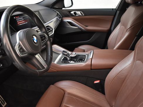 Used 2020 BMW X6 M50i image 21