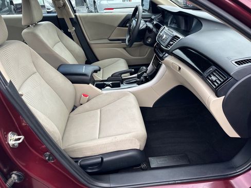 Used 2017 Honda Accord LX image 16