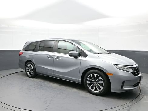 Certified 2023 Honda Odyssey EX-L image 4