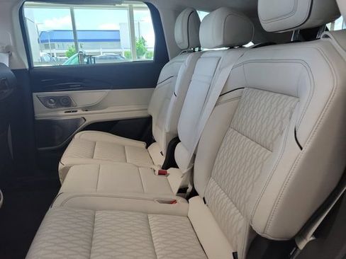 Certified 2024 Lincoln Nautilus Black Label AWD/4WD image 14