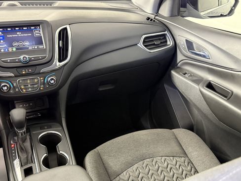 Used 2022 Chevrolet Equinox LT FWD image 12