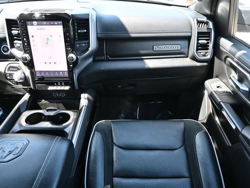 Used 2025 RAM 1500 Laramie AWD/4WD image 17
