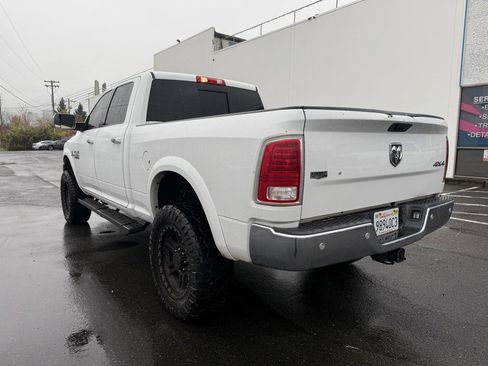 Used 2018 RAM 2500 Laramie image 3
