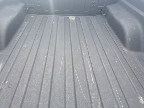 Used 2021 Jeep Gladiator Sport image 11