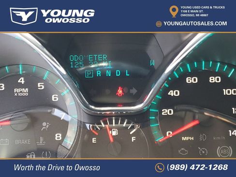 Used 2017 Chevrolet Traverse LT w/ Style and Technology Package AWD/4WD image 13