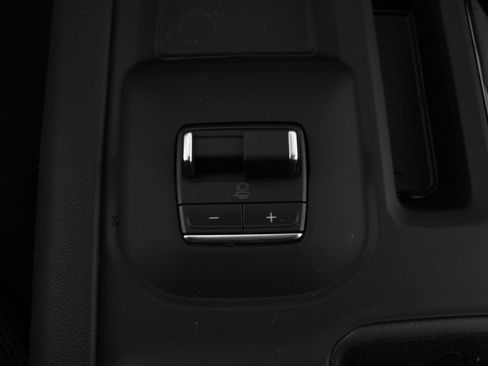 New 2026 GMC Sierra 3500 AT4 w/ Technology Package AWD/4WD image 9