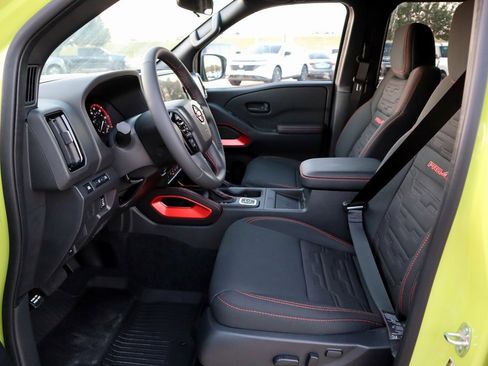 New 2026 Nissan Frontier PRO-4X w/ Pro-4x Convenience Package image 14