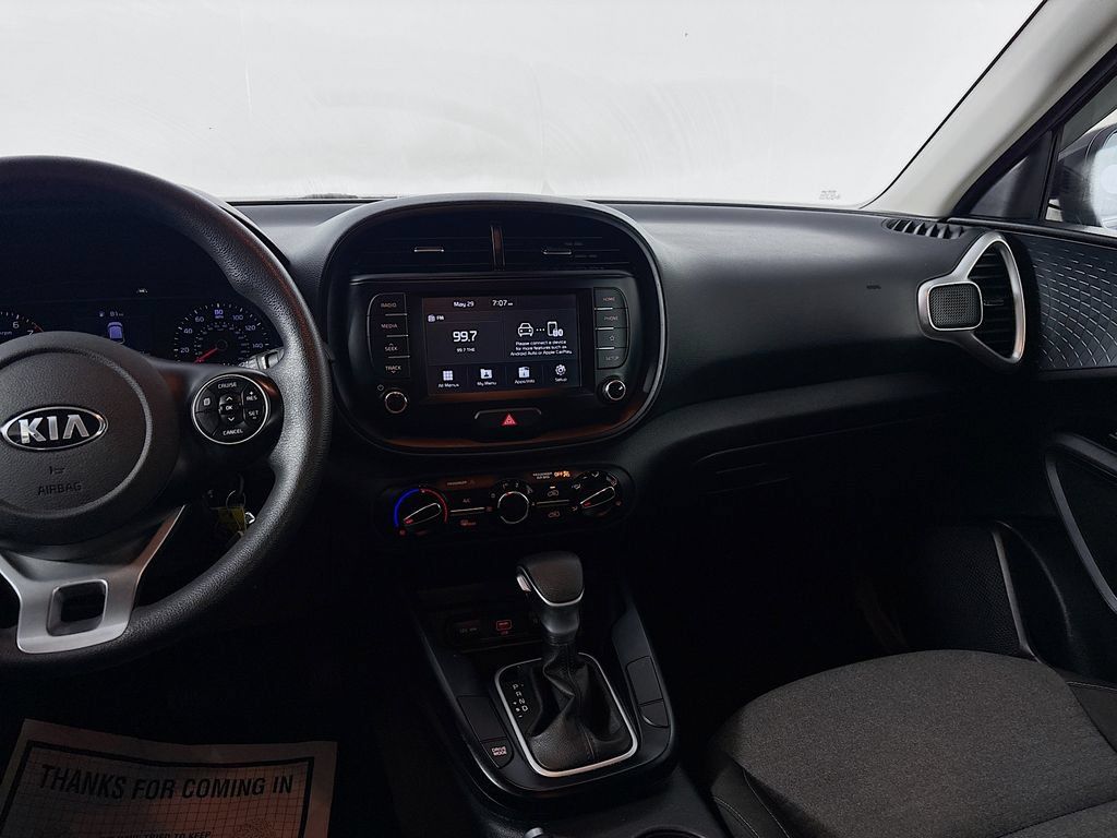 Used 2020 Kia Soul S FWD image 22