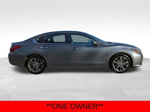Used 2018 Nissan Altima 2.5 SR w/ SR Special Edition image 5