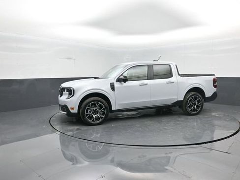New 2026 Ford Maverick Lariat w/ 4K Tow Package image 4