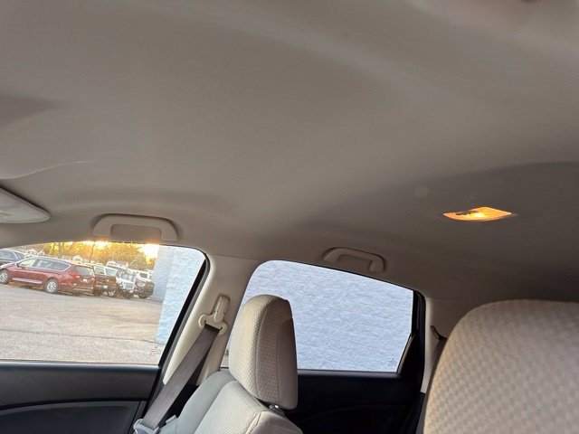 Used 2016 Honda CR-V SE image 11