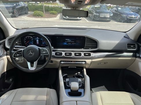 Certified 2020 Mercedes-Benz GLE 350 w/ Premium Package image 5