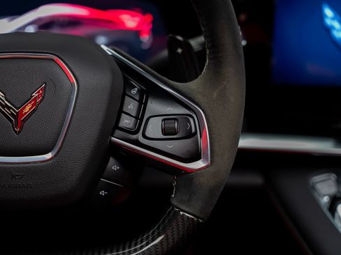 Used 2024 Chevrolet Corvette Z06 RWD image 46
