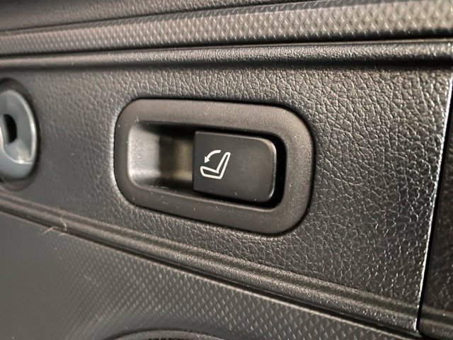 Used 2021 Subaru Forester Touring AWD/4WD image 9