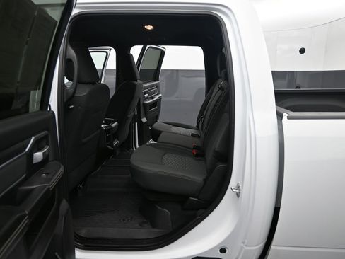 Used 2025 RAM 2500 Big Horn image 33