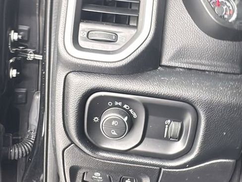 Used 2021 RAM 1500 Big Horn AWD/4WD image 31