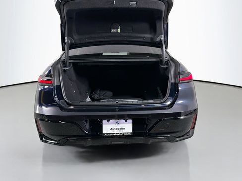 New 2026 BMW 750e xDrive w/ Executive Package image 26