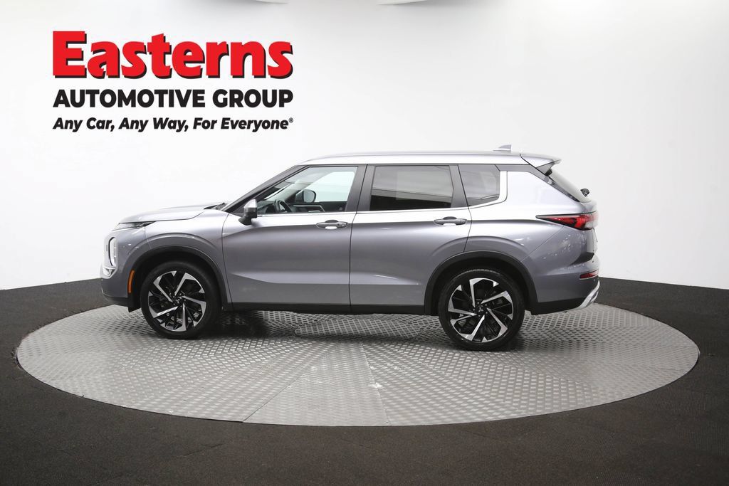Used 2024 Mitsubishi Outlander SE AWD/4WD image 63