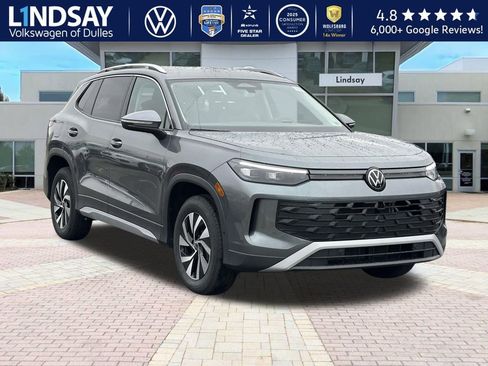 New 2026 Volkswagen Tiguan S image 1